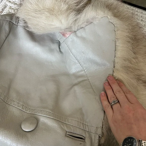 Vintage 60s/70s Fur leather Collar Coat - Picture 7 of 16